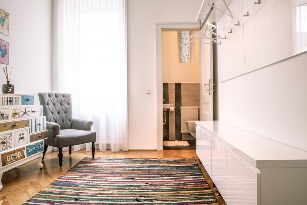 Riess Apartments Rotenhofgasse | Contactless Check-In Wina Bagian luar foto