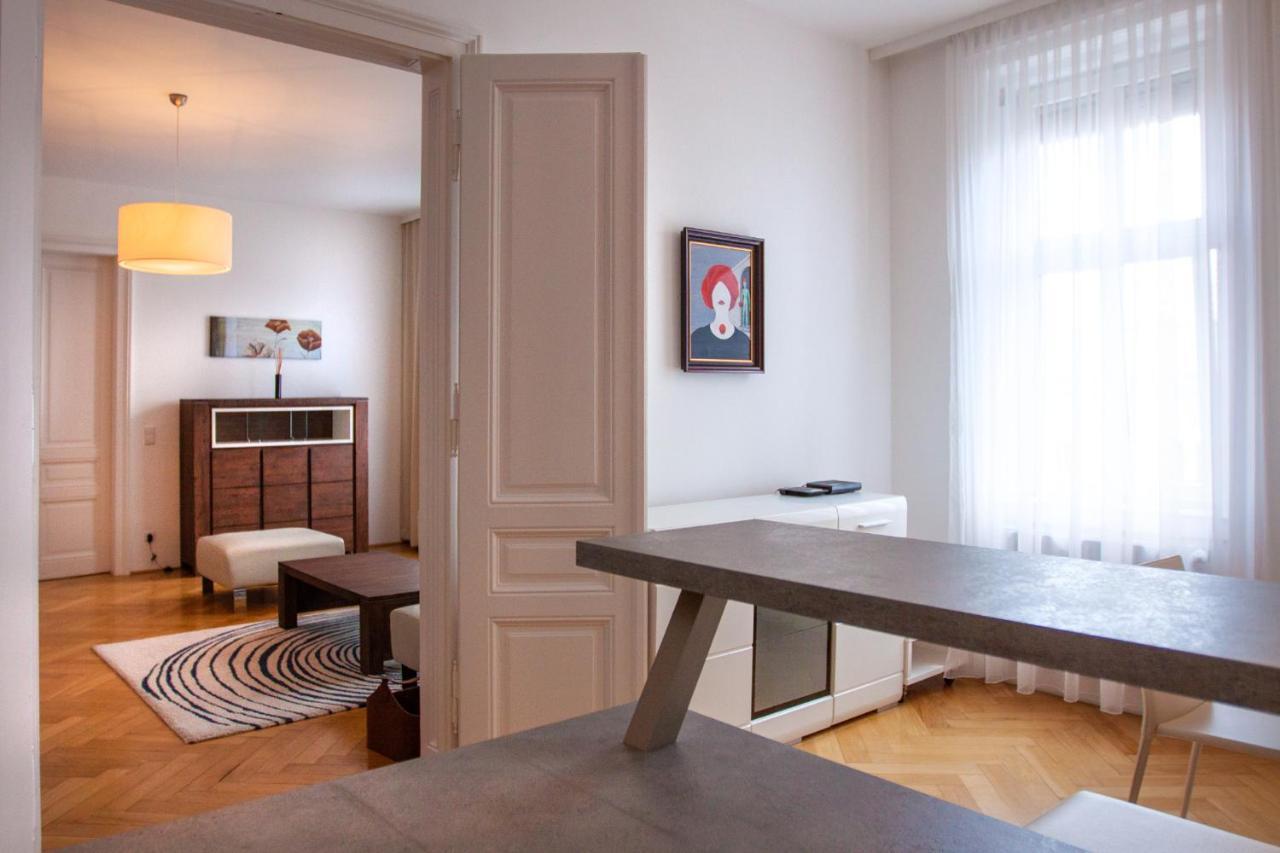 Riess Apartments Rotenhofgasse | Contactless Check-In Wina Bagian luar foto