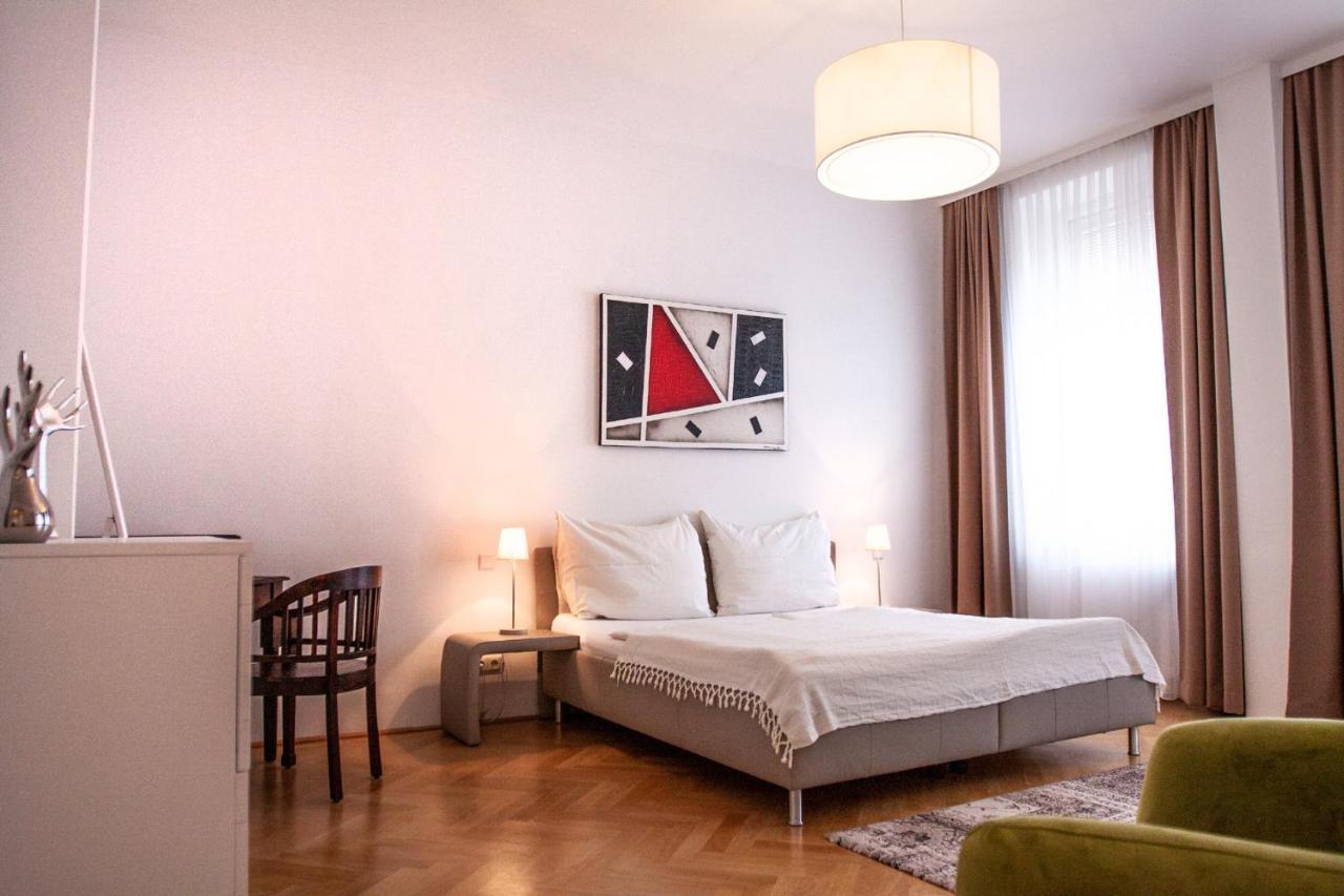 Riess Apartments Rotenhofgasse | Contactless Check-In Wina Bagian luar foto