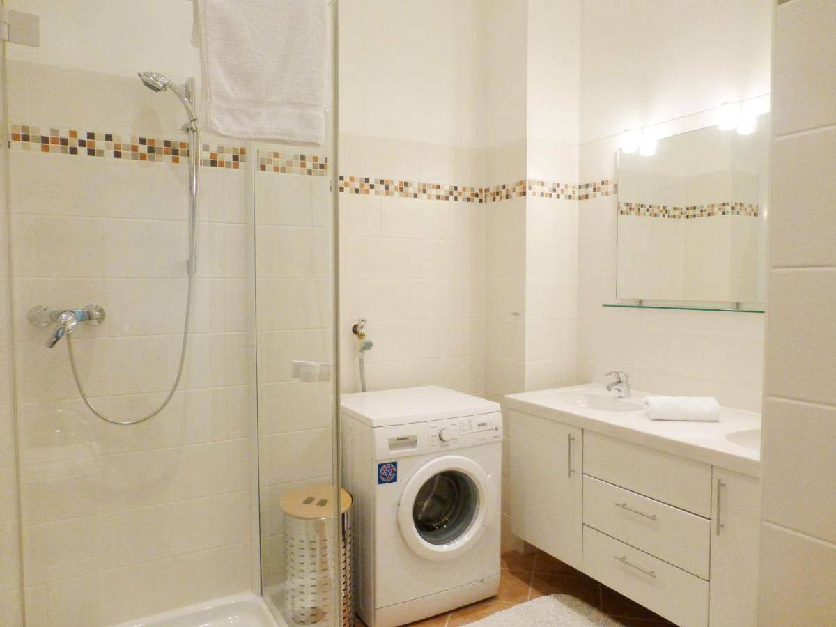 Riess Apartments Rotenhofgasse | Contactless Check-In Wina Bagian luar foto