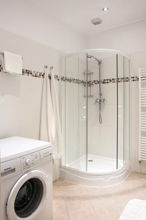 Riess Apartments Rotenhofgasse | Contactless Check-In Wina Bagian luar foto